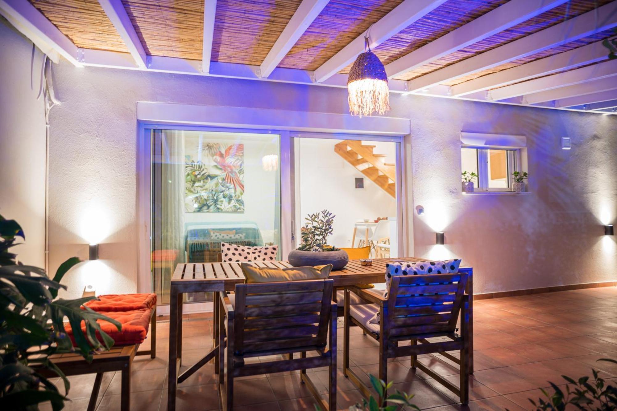 Coconut Blue Apartment *